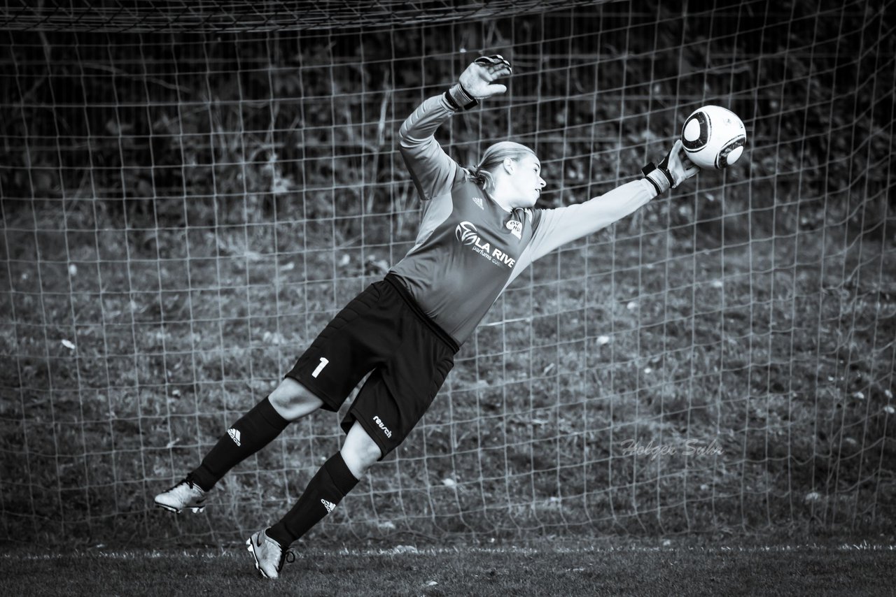 Bild 59 - B-Juniorinnen SV Henstedt Ulzburg - Frauen Bramfelder SV 3 : Ergebnis: 9:0